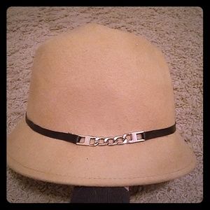Stylish Calvin Klein Hat